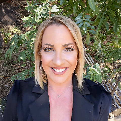 Kristin Frohn, Specialist